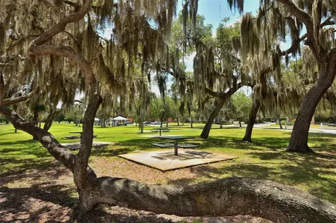 1064 N Tamiami Trail Sarasota FL 34236