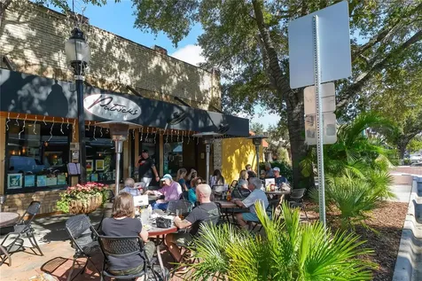 1064 N Tamiami Trail Sarasota FL 34236