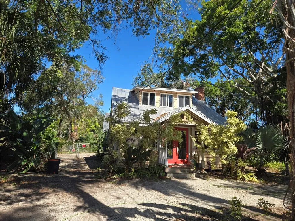 671 41st Street Sarasota FL 34234