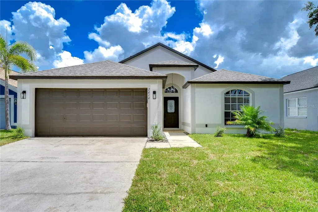 7610 Hampshire Garden Place Apollo Beach FL 33572