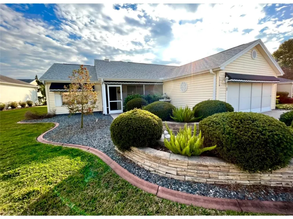 1314 Corona Avenue Lady Lake FL 32159