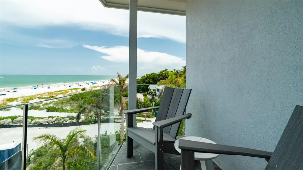 107 Elm Avenue Anna Maria FL 34216