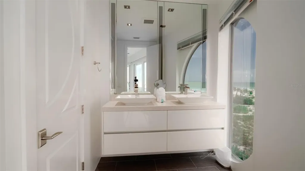 107 Elm Avenue Anna Maria FL 34216