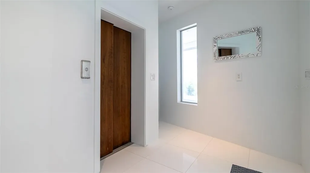 107 Elm Avenue Anna Maria FL 34216