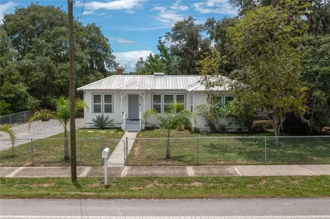 1367 Memorial Drive Avon Park FL 33825