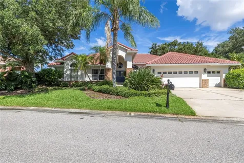 908 Lake Placido Court NE St Petersburg FL 33703