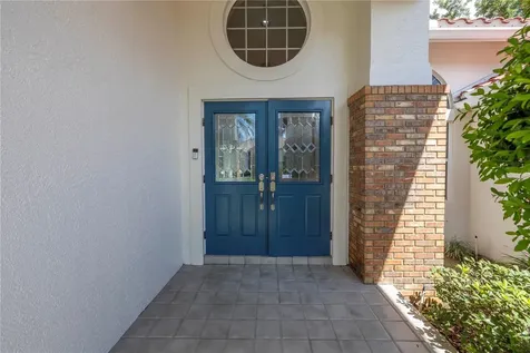 908 Lake Placido Court NE St Petersburg FL 33703