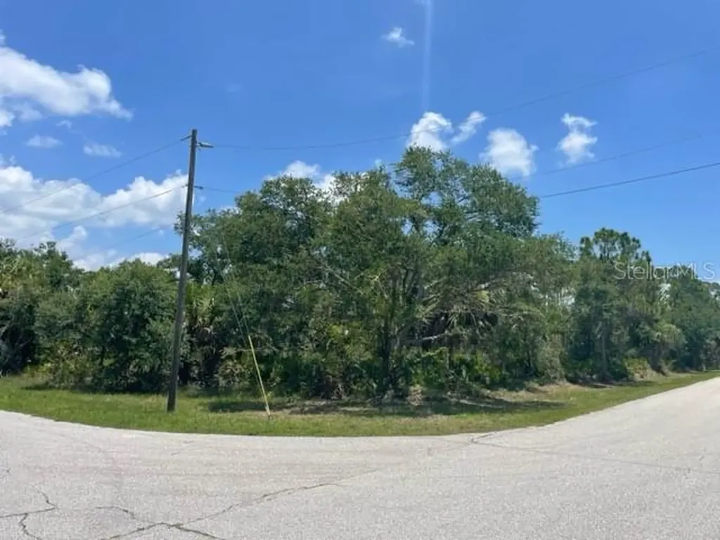 17130 Alvin Avenue Port Charlotte FL 33948