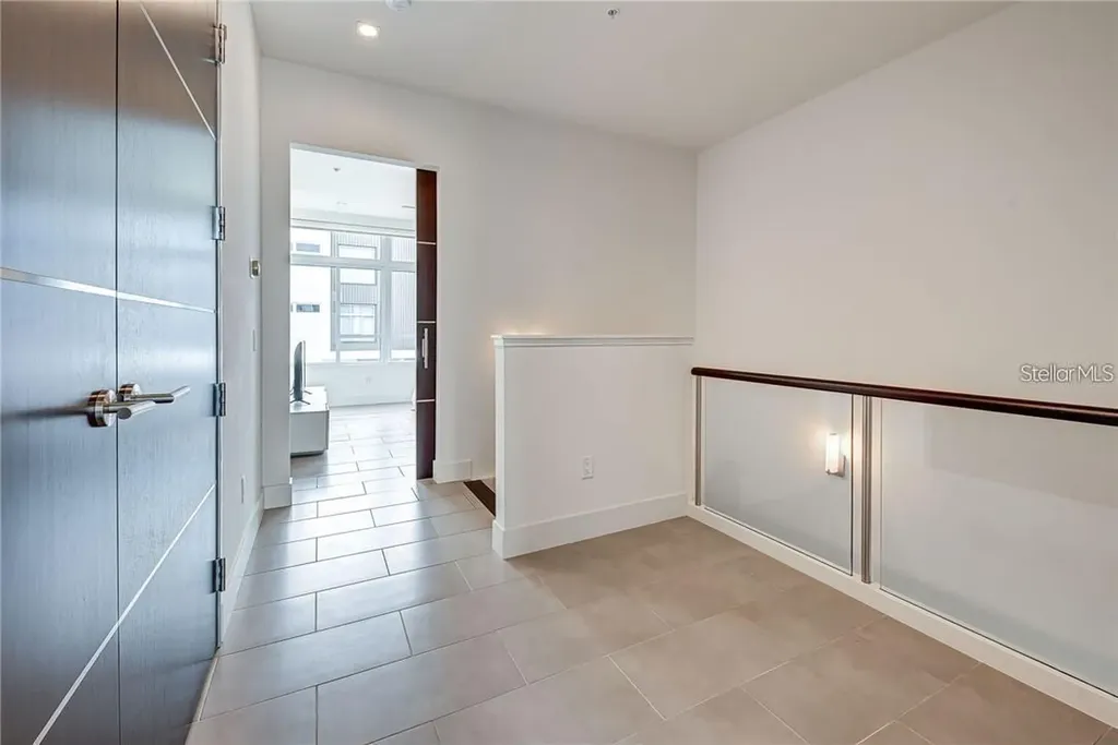 212 Cosmopolitan Court Sarasota FL 34236