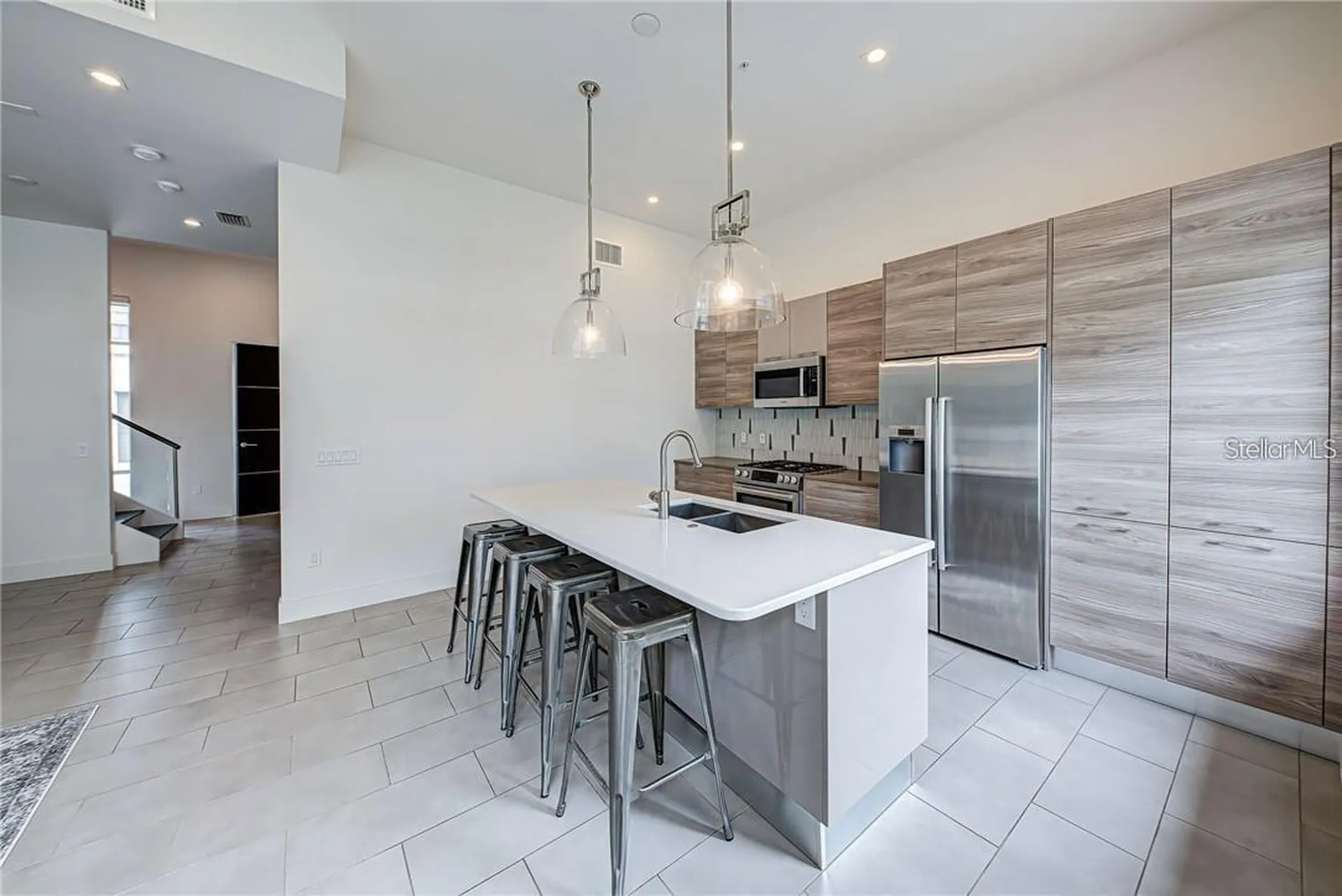 212 Cosmopolitan Court Sarasota FL 34236