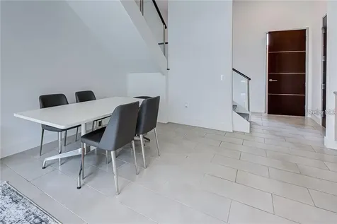 212 Cosmopolitan Court Sarasota FL 34236