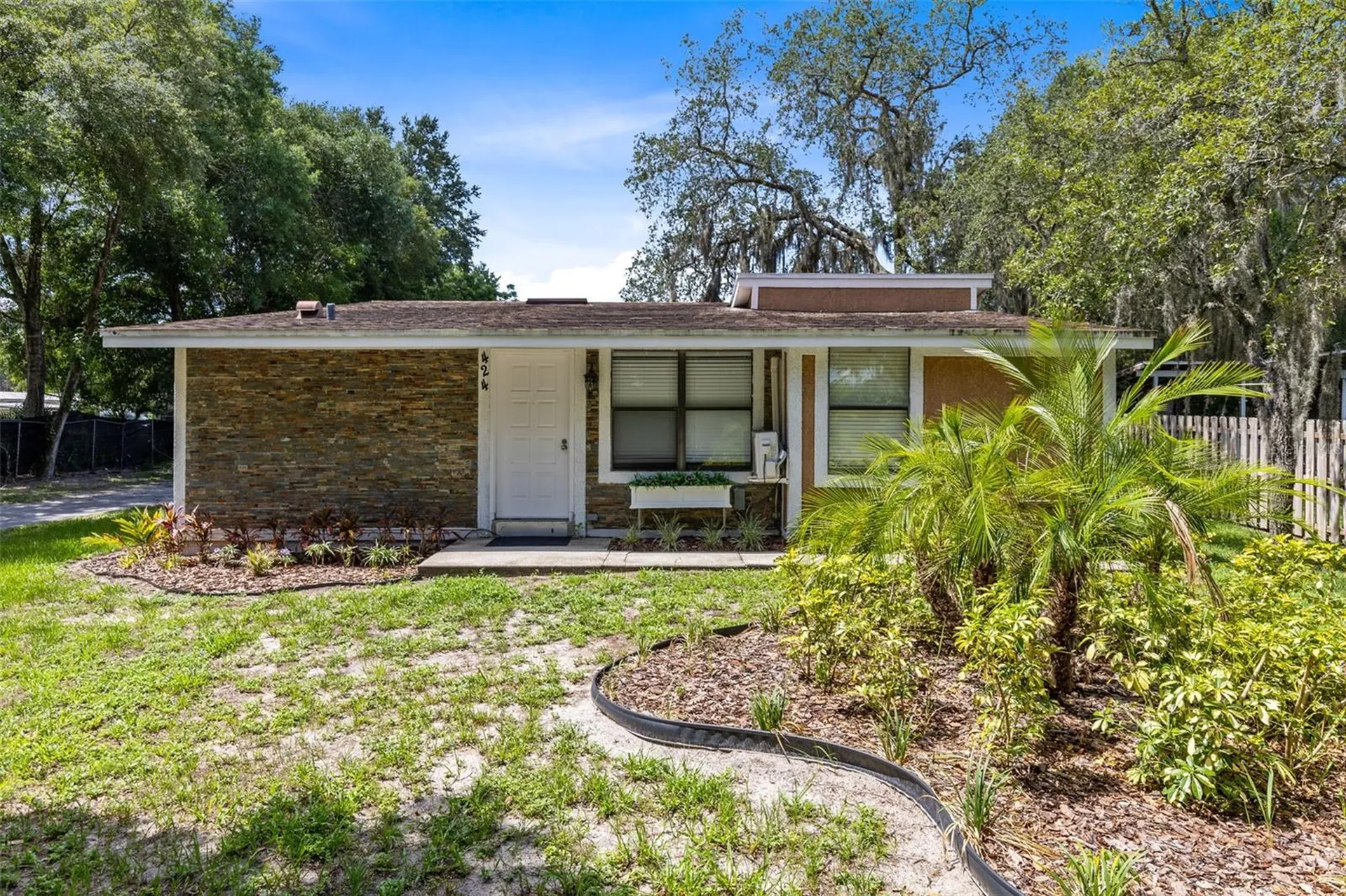 424 E Welch Road Apopka FL 32712