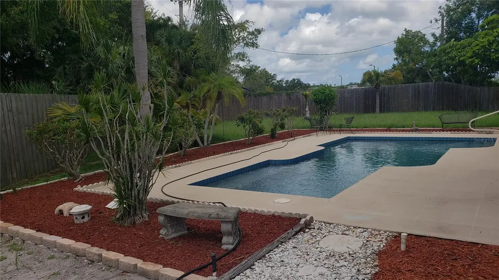 7223 25th Drive W Bradenton FL 34209