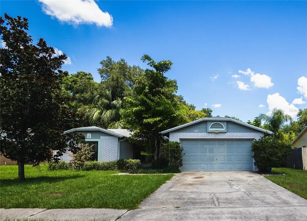 1520 Long Pond Drive Valrico FL 33594