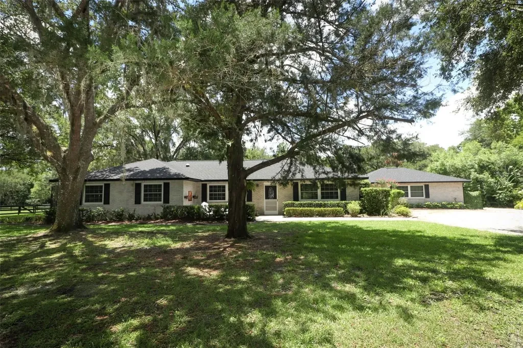851 Barr Street Oviedo FL 32765