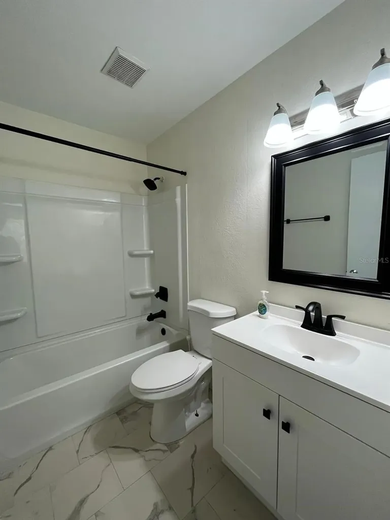 976 Leeward Place Altamonte Springs FL 32714