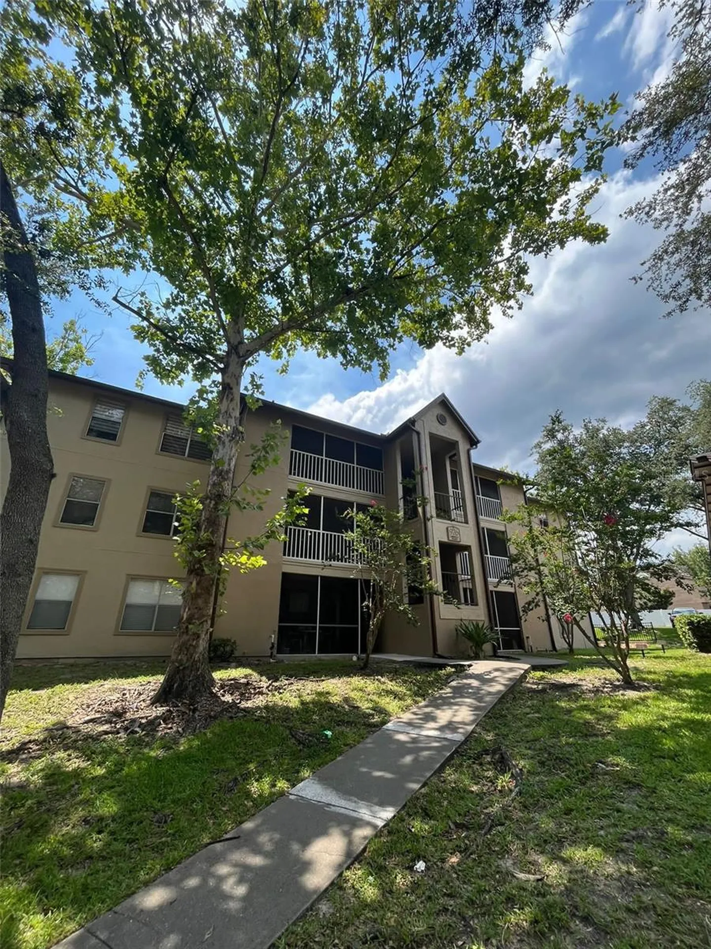 976 Leeward Place Altamonte Springs FL 32714