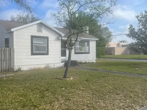 3301 30th Avenue N St Petersburg FL 33713