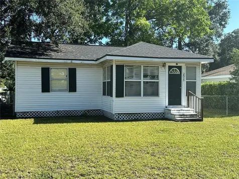 2515 W Comanche Avenue Tampa FL 33614