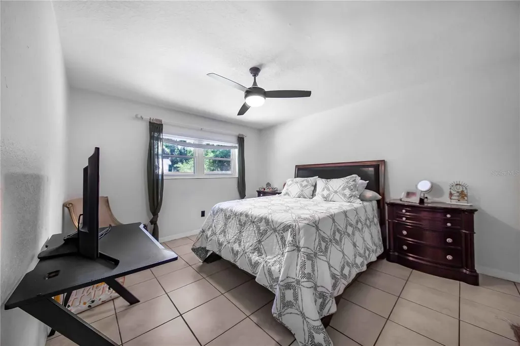 1004 Avenue G NE Winter Haven FL 33881
