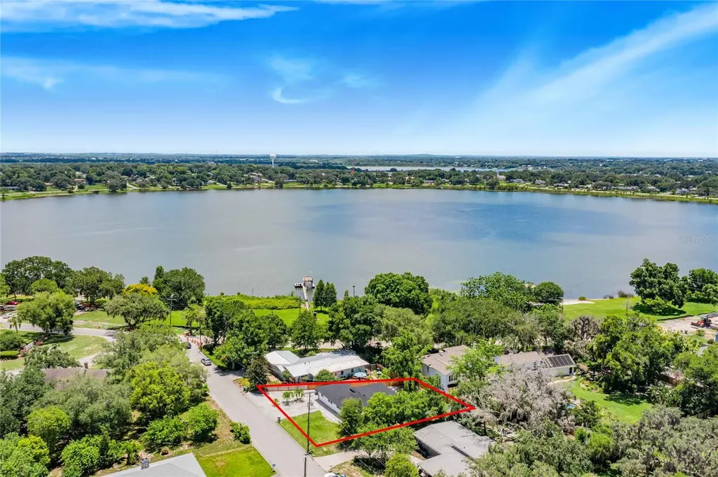 1004 Avenue G NE Winter Haven FL 33881