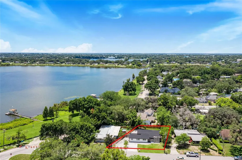 1004 Avenue G NE Winter Haven FL 33881