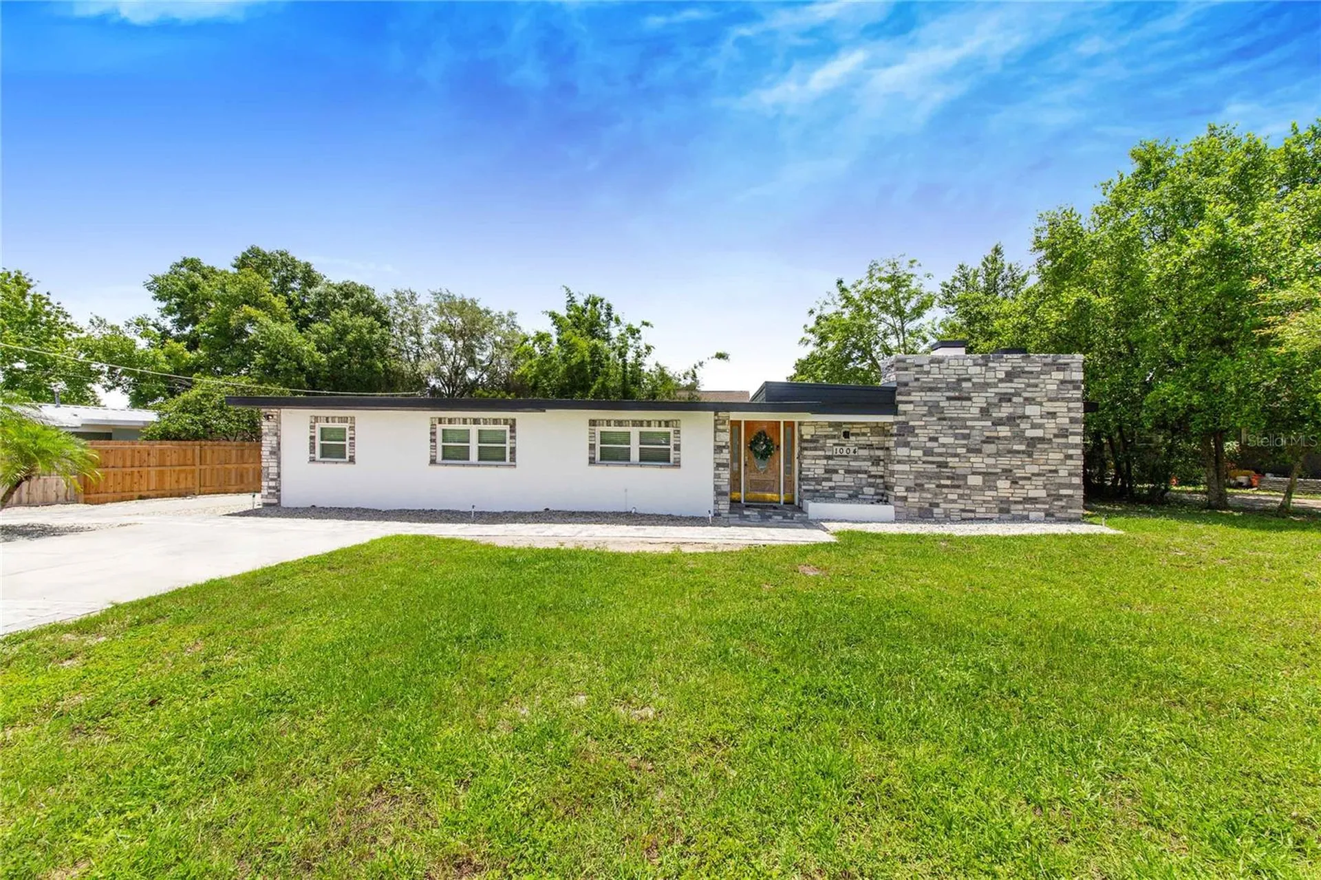 1004 Avenue G NE Winter Haven FL 33881