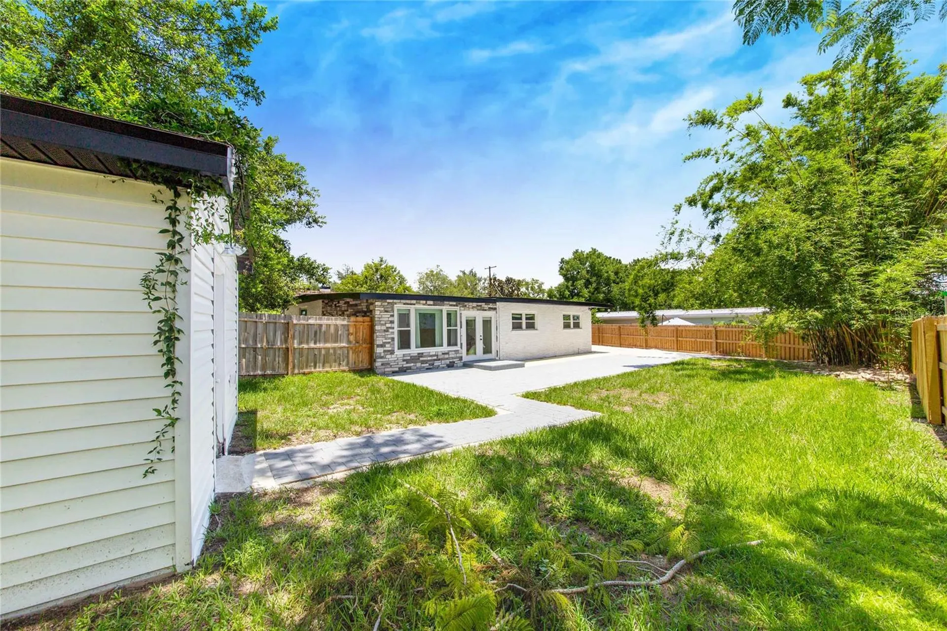 1004 Avenue G NE Winter Haven FL 33881