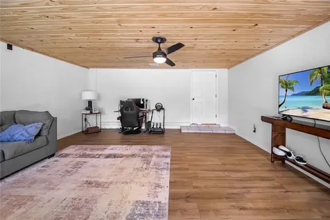 1004 Avenue G NE Winter Haven FL 33881