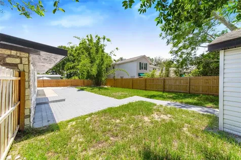1004 Avenue G NE Winter Haven FL 33881