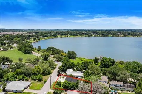 1004 Avenue G NE Winter Haven FL 33881