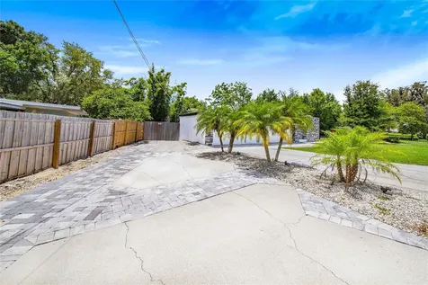 1004 Avenue G NE Winter Haven FL 33881
