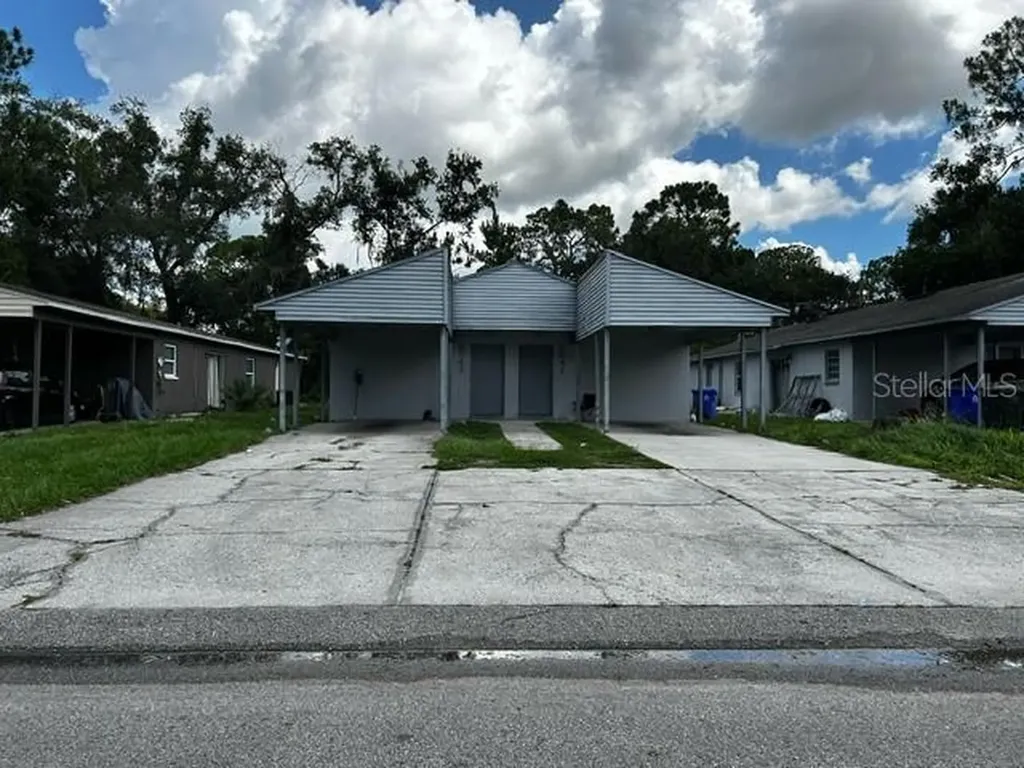 2538 Chestnut Woods Drive Lakeland FL 33815