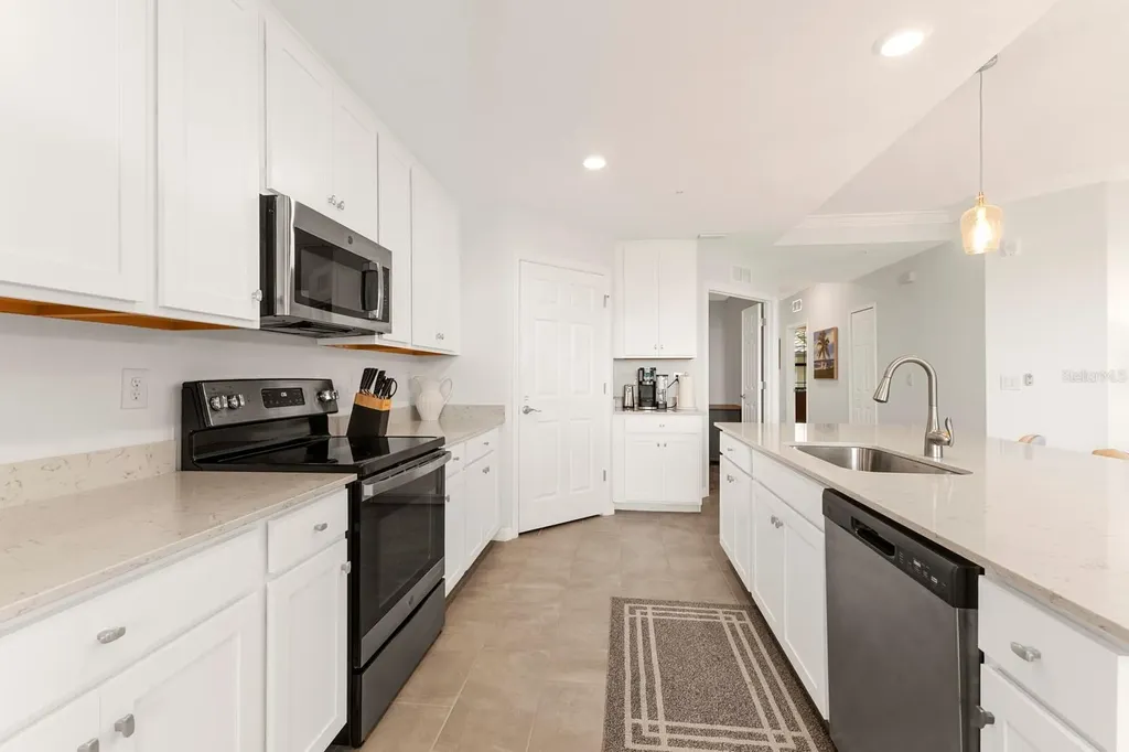 5721 Palmer Circle Bradenton FL 34211