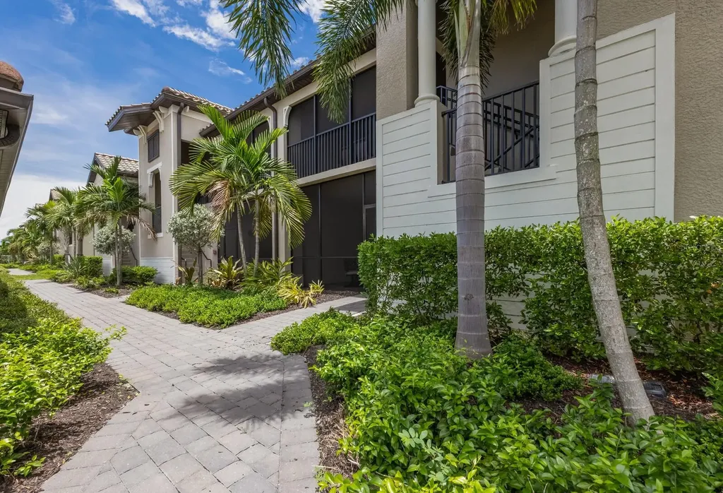 5721 Palmer Circle Bradenton FL 34211