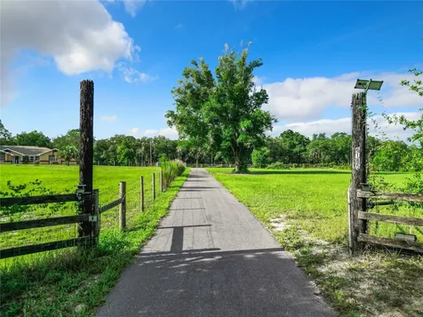 6185 Cr 631a Bushnell FL 33513