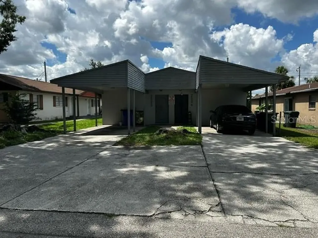 2522 Chestnut Woods Drive Lakeland FL 33815