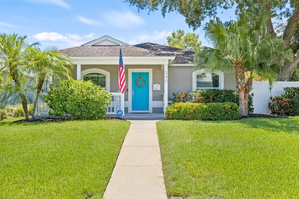 340 47th Avenue N St Petersburg FL 33703