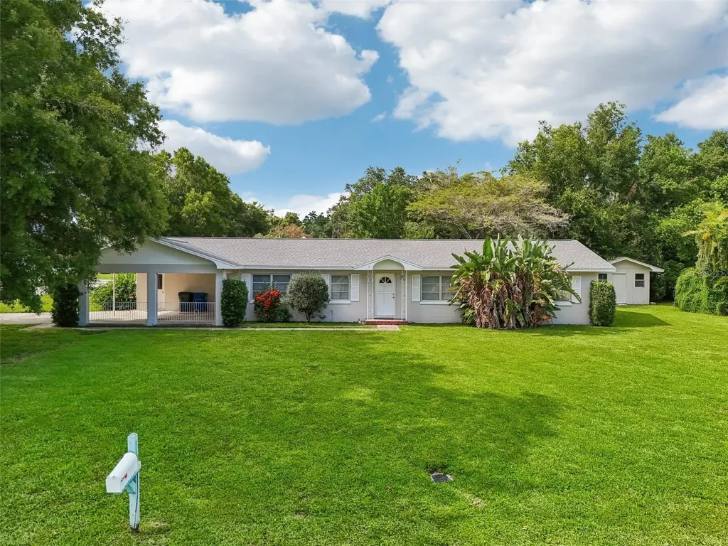 345 N Echo Drive Lake Alfred FL 33850