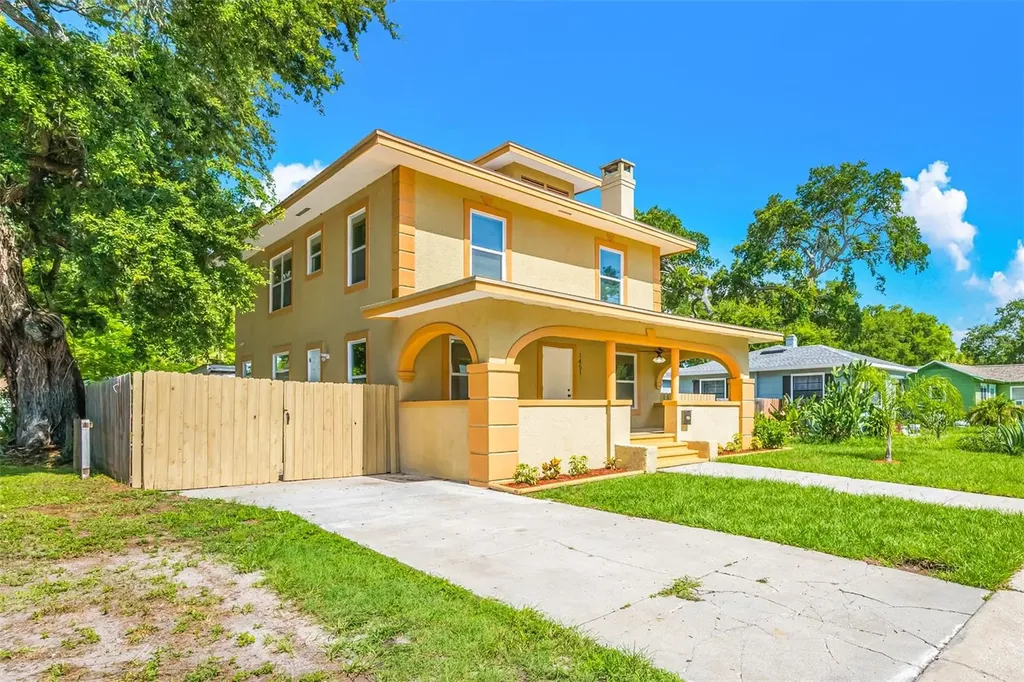 1451 14th Street S St Petersburg FL 33705
