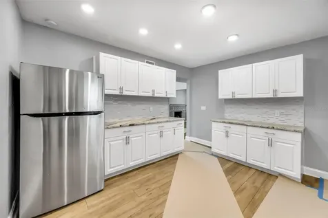 1451 14th Street S St Petersburg FL 33705