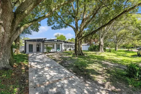 10228 N Fleetwood Drive Tampa FL 33612