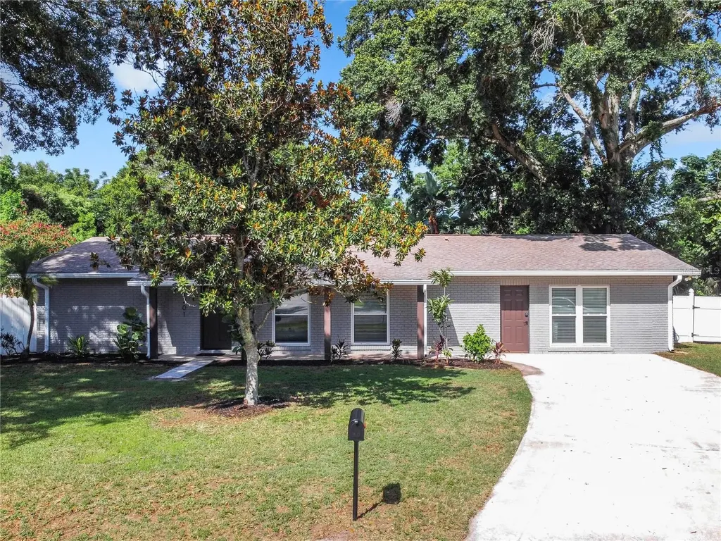 1201 Branda Vista Drive Brandon FL 33510