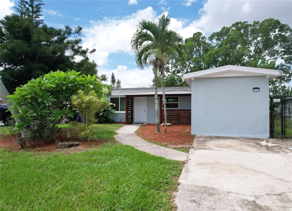 2962 Thomas Street Fort Myers FL 33916