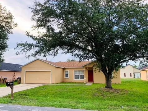 328 Chelmsford Court Kissimmee FL 34758