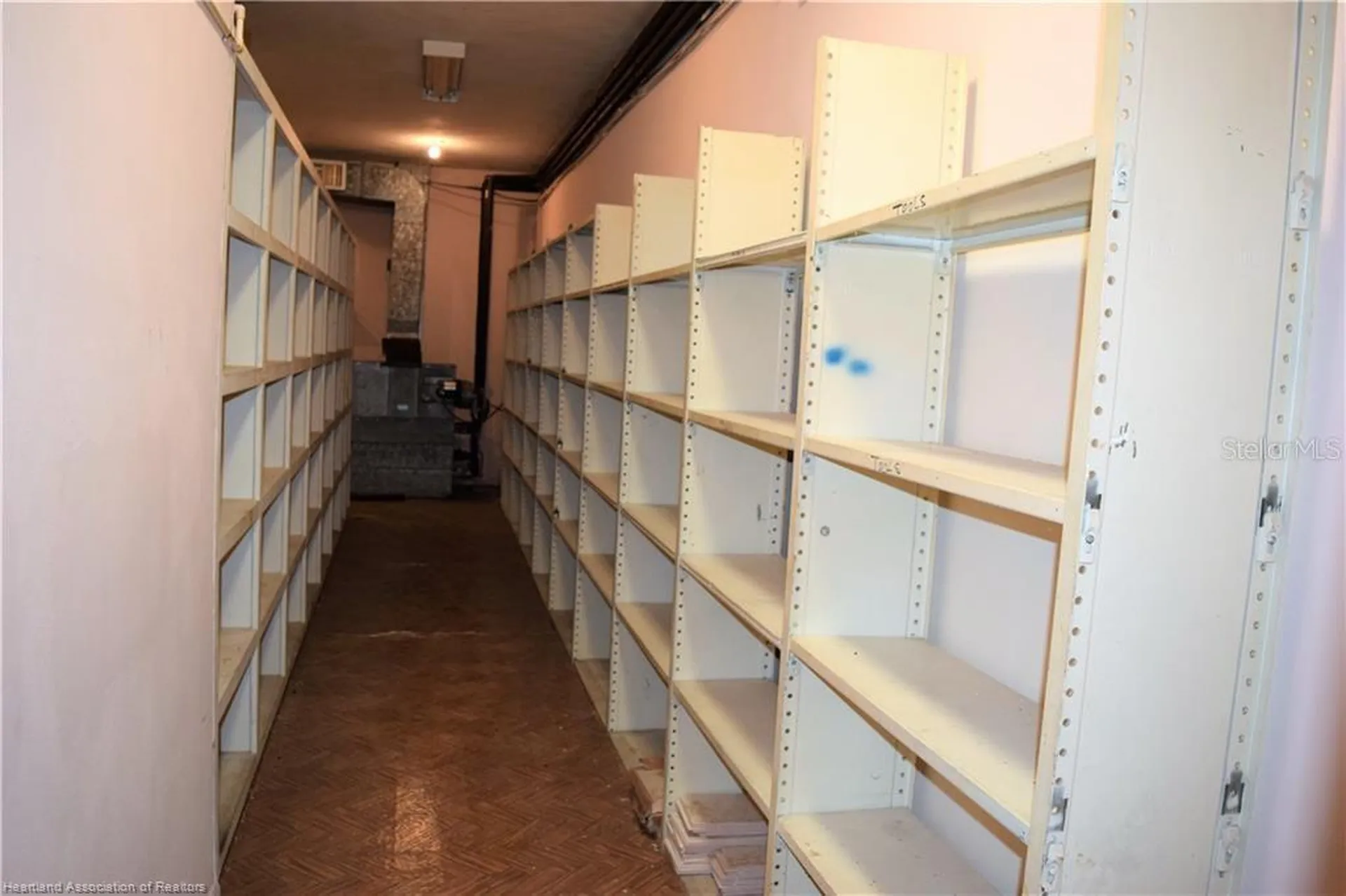 2 W Main Street Avon Park FL 33825