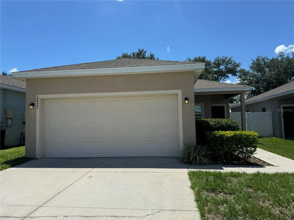2877 Whispering Trails Drive Winter Haven FL 33884