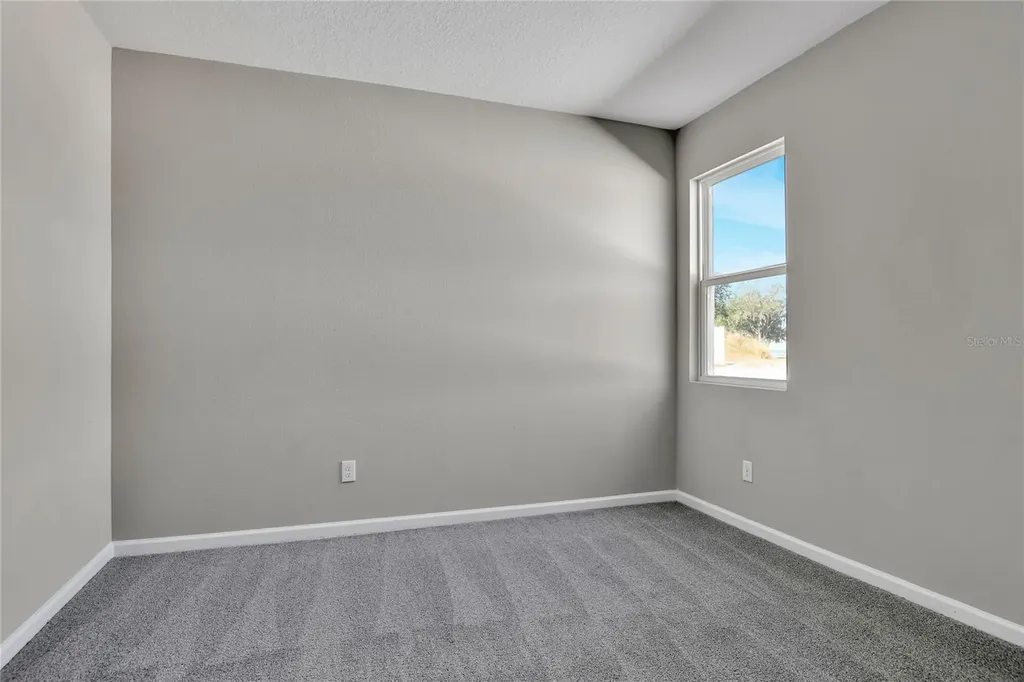 4063 Bannock Avenue Tavares FL 32778