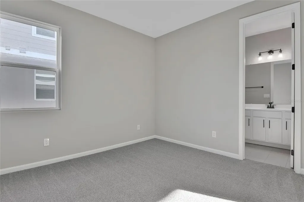 4063 Bannock Avenue Tavares FL 32778