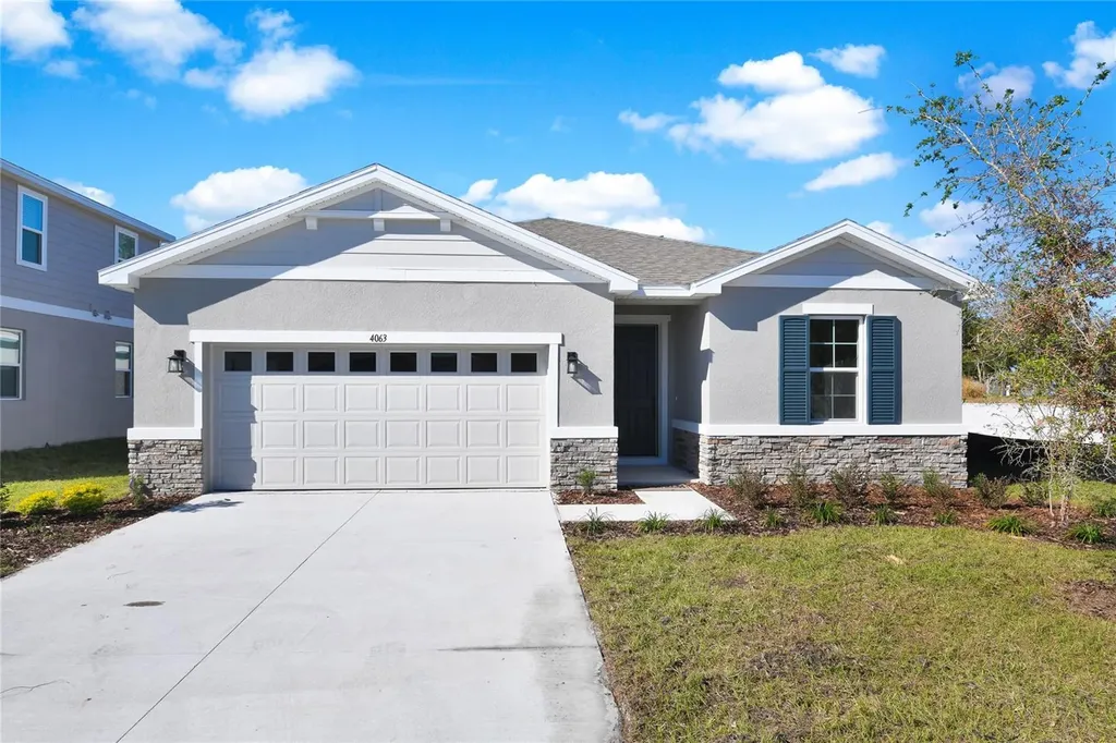 4063 Bannock Avenue Tavares FL 32778